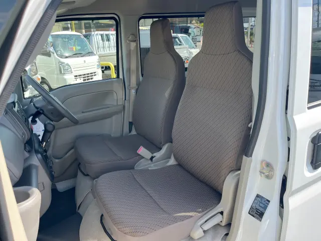 日産 クリッパーバン HBD-DR17V(4WD)の写真16
