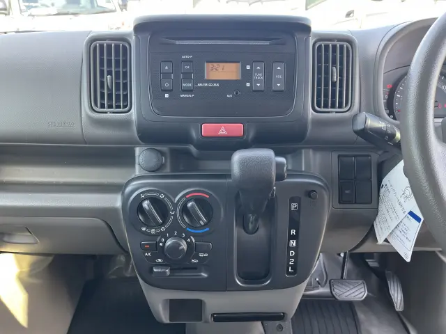 日産 クリッパーバン HBD-DR17V(4WD)の写真19