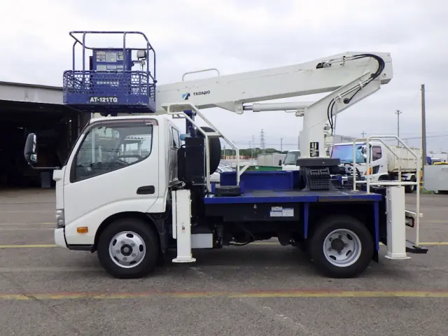 日野 デュトロ 2RG-XZU600X(2WD)の写真4