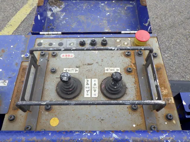 日野 デュトロ 2RG-XZU600X(2WD)の写真12