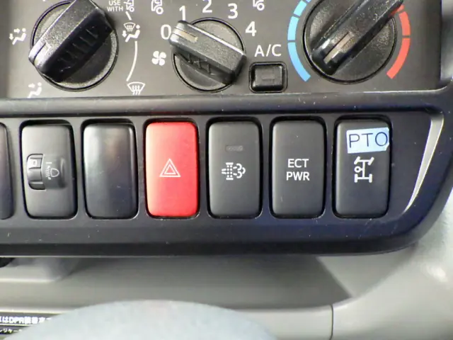 日野 デュトロ 2RG-XZU600X(2WD)の写真21