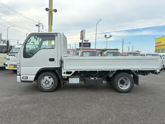 いすゞ エルフ TRG-NJR85A(2WD)の写真4