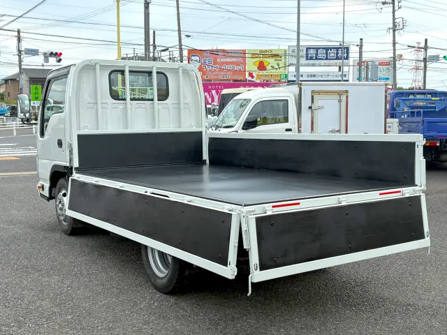 いすゞ エルフ TRG-NJR85A(2WD)の写真7