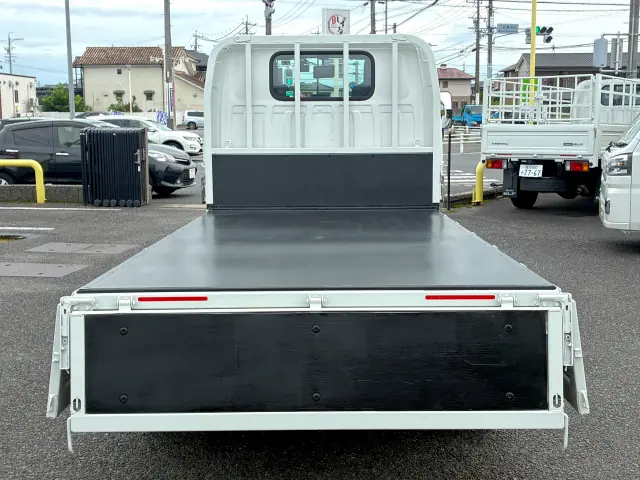 いすゞ エルフ TRG-NJR85A(2WD)の写真8