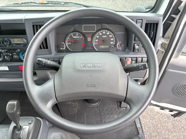 いすゞ エルフ TRG-NJR85A(2WD)の写真16