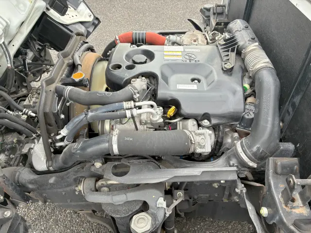 いすゞ エルフ TRG-NJR85A(2WD)の写真31