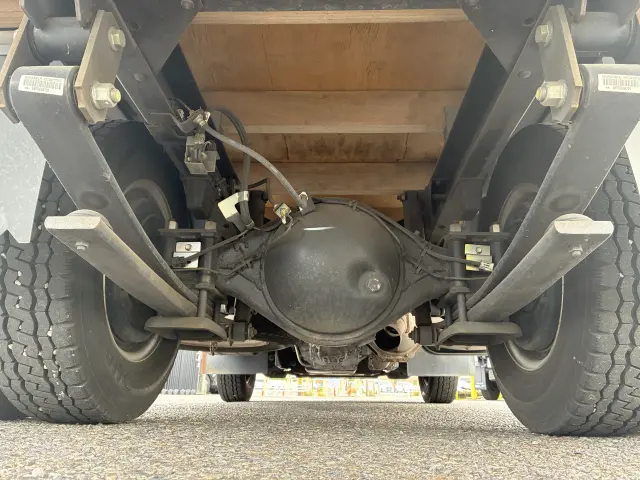 いすゞ エルフ TRG-NJR85A(2WD)の写真37