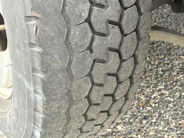 いすゞ エルフ TRG-NJR85A(2WD)の写真40