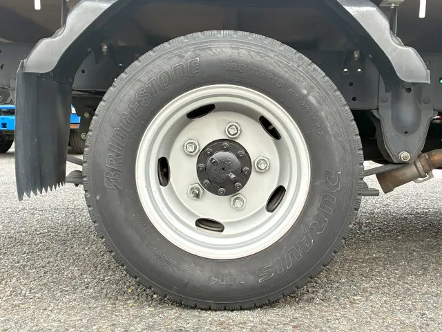 いすゞ エルフ TRG-NJR85A(2WD)の写真41