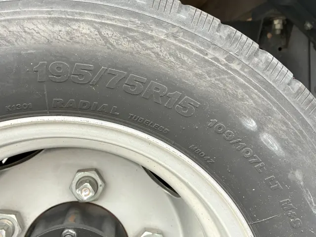 いすゞ エルフ TRG-NJR85A(2WD)の写真42