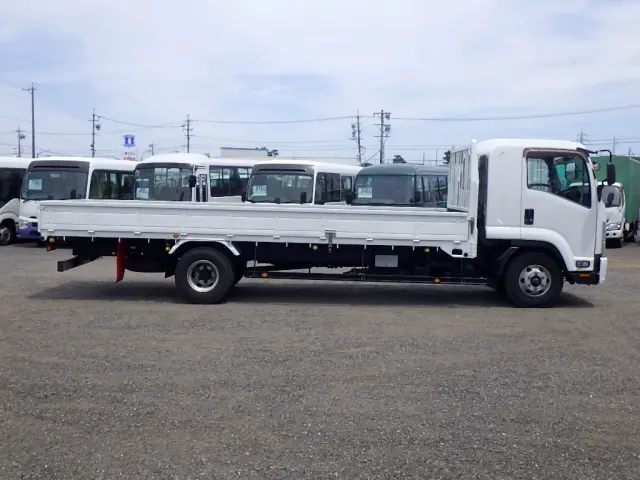 いすゞ フォワード TKG-FRR90S2(2WD)の写真5