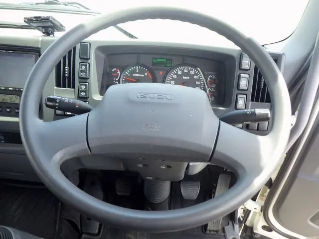 いすゞ フォワード TKG-FRR90S2(2WD)の写真12