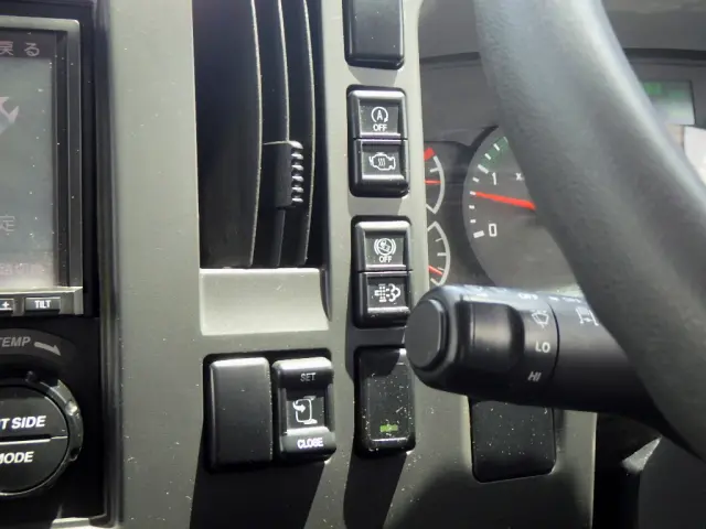 いすゞ フォワード TKG-FRR90S2(2WD)の写真17