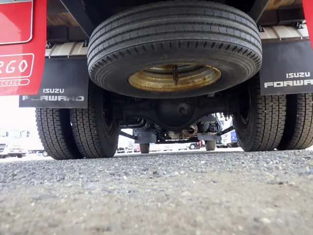 いすゞ フォワード TKG-FRR90S2(2WD)の写真23