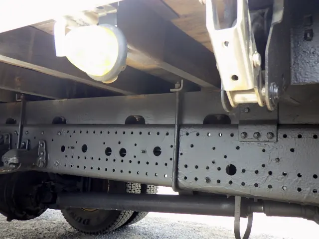 いすゞ フォワード TKG-FRR90S2(2WD)の写真28