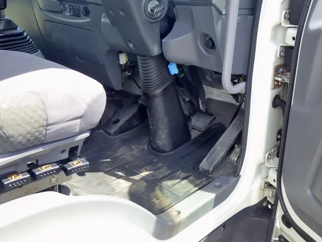 いすゞ フォワード TKG-FRR90S2(2WD)の写真42