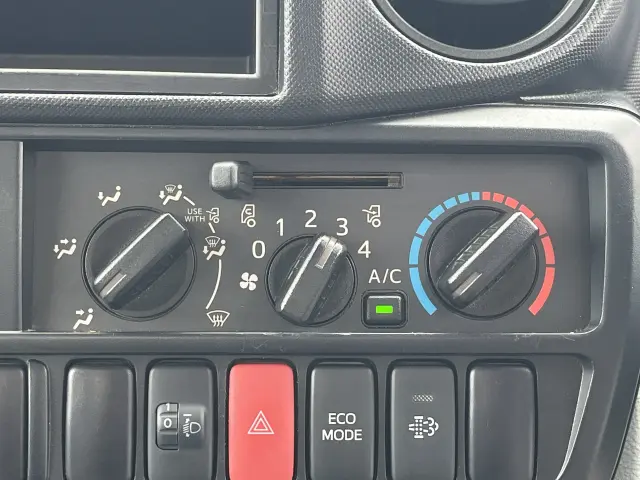 トヨタ ダイナ SKG-XZC600(2WD)の写真26
