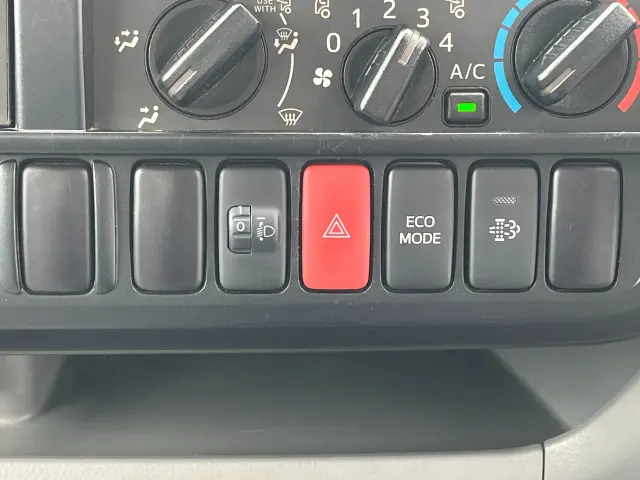 トヨタ ダイナ SKG-XZC600(2WD)の写真28