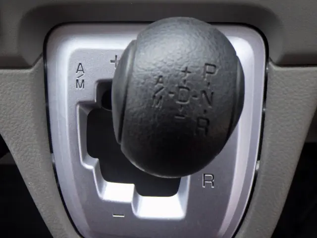 三菱 キャンター 2RG-FEB50(2WD)の写真16