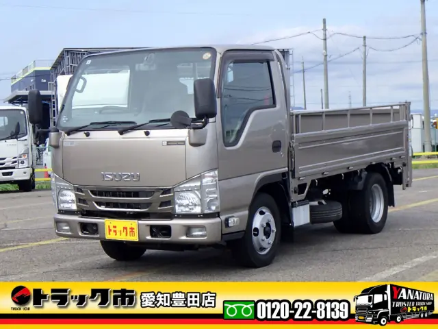 いすゞ エルフ TRG-NJR85A(2WD)の写真1