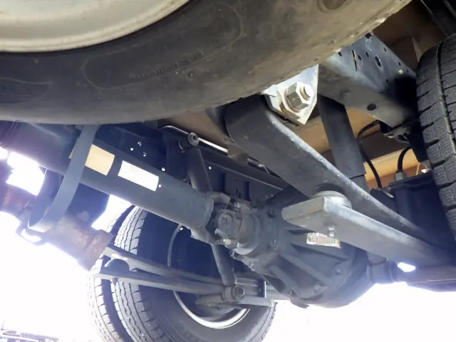 いすゞ エルフ TRG-NJR85A(2WD)の写真34