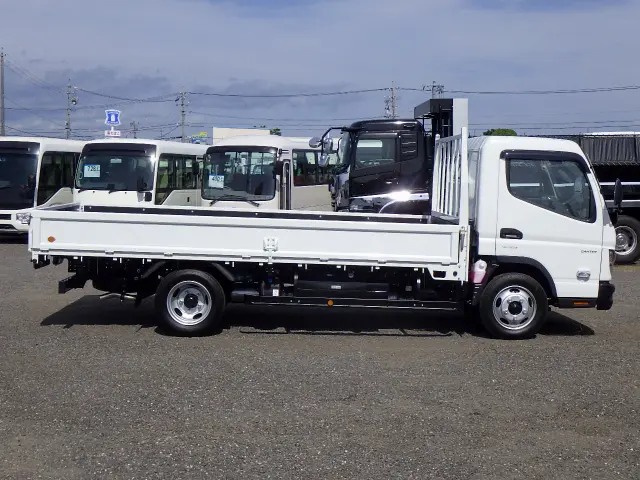 三菱 キャンター 2RG-FEB50(2WD)の写真5
