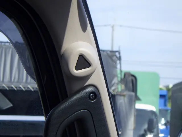 三菱 キャンター 2RG-FEB50(2WD)の写真16