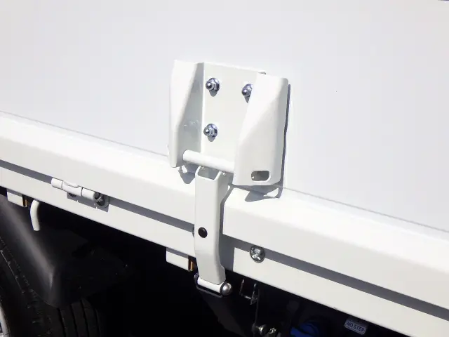 三菱 キャンター 2RG-FEB50(2WD)の写真35