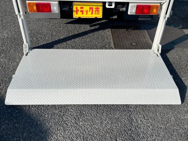 日野 デュトロ 2KG-XZU605M(2WD)の写真9