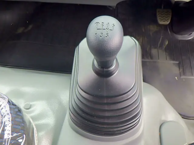 日野 デュトロ 2WG-XZU713M(2WD)の写真20