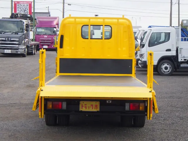 いすゞ エルフ 2RG-NMR88AR(2WD)の写真7