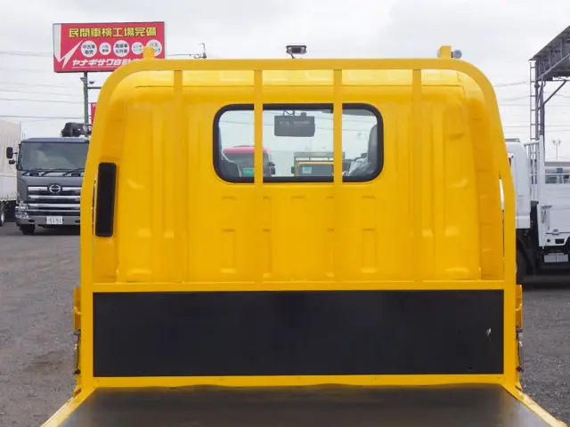 いすゞ エルフ 2RG-NMR88AR(2WD)の写真10