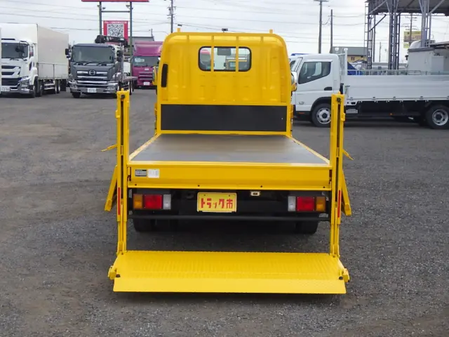 いすゞ エルフ 2RG-NMR88AR(2WD)の写真38