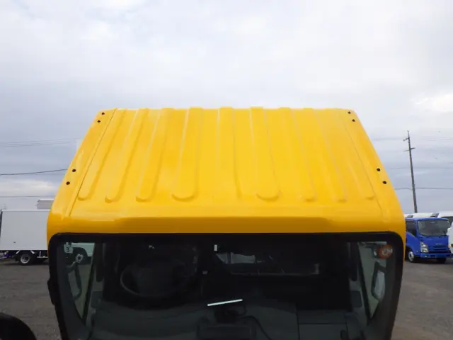 いすゞ エルフ 2RG-NMR88AR(2WD)の写真41
