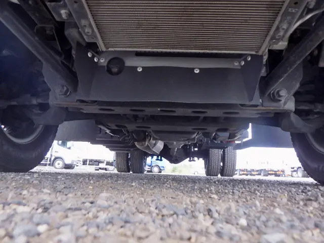 いすゞ エルフ 2RG-NMR88AR(2WD)の写真42