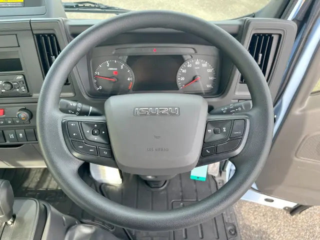 いすゞ エルフ 3DF-NHR87AF(2WD)の写真17