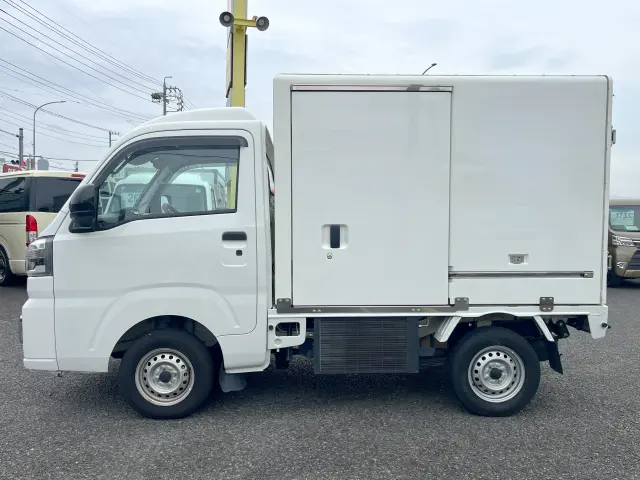 ダイハツ ハイゼットトラック 3BD-S500P(2WD)の写真3