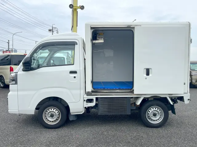 ダイハツ ハイゼットトラック 3BD-S500P(2WD)の写真4