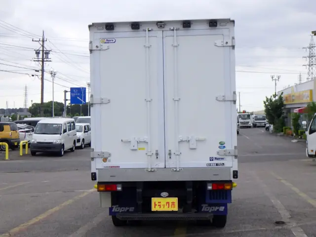 三菱 キャンター 2RG-FBA20(2WD)の写真6