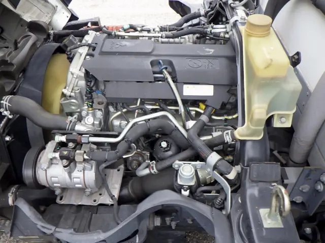 三菱 キャンター 2RG-FBA20(2WD)の写真24