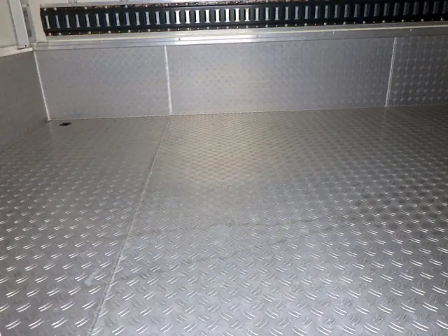 三菱 キャンター 2RG-FBA20(2WD)の写真31