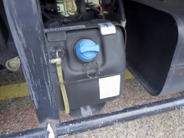 三菱 キャンター 2RG-FBA20(2WD)の写真38