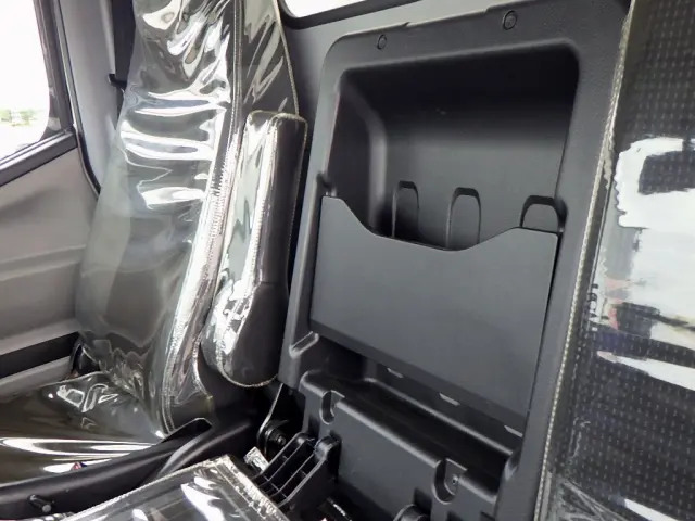 三菱 キャンター 2RG-FBA20(2WD)の写真45