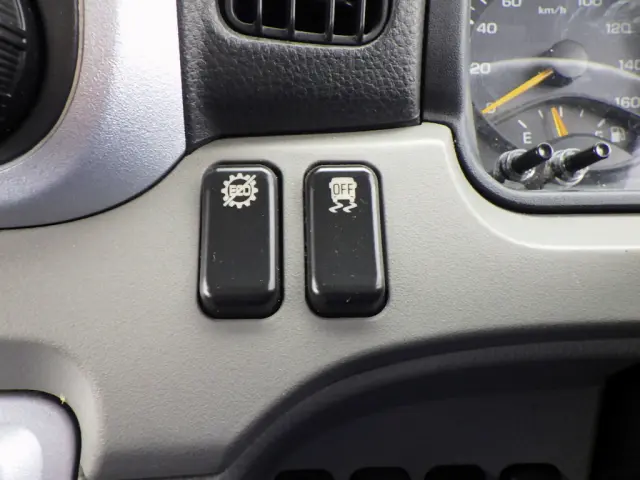 三菱 キャンター 2RG-FBA20(2WD)の写真48