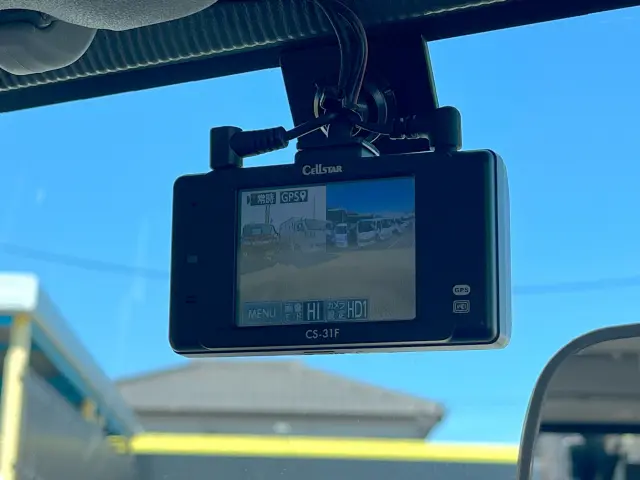 いすゞ エルフ 2RG-NJR88A(2WD)の写真30