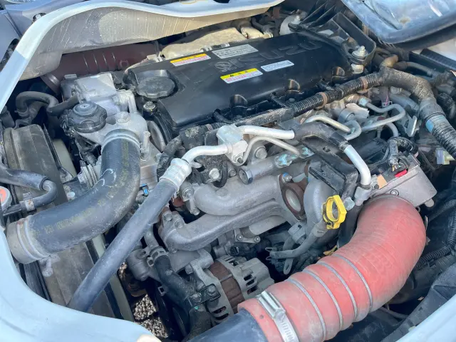 いすゞ エルフ 2RG-NJR88A(2WD)の写真37