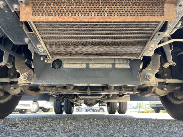 いすゞ エルフ 2RG-NJR88A(2WD)の写真39