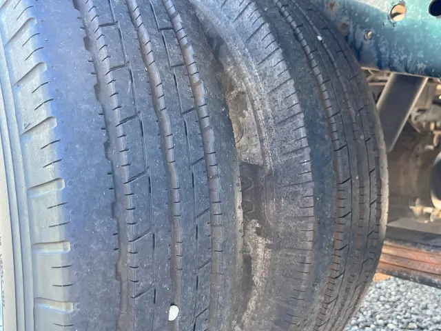 いすゞ エルフ 2RG-NJR88A(2WD)の写真50