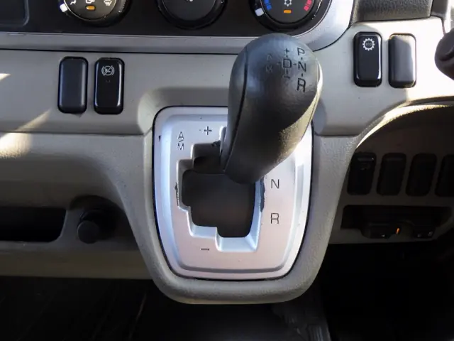 三菱 キャンター TPG-FBA20(2WD)の写真13
