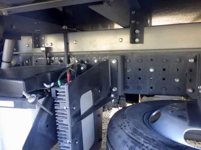 三菱 キャンター TPG-FBA20(2WD)の写真22
